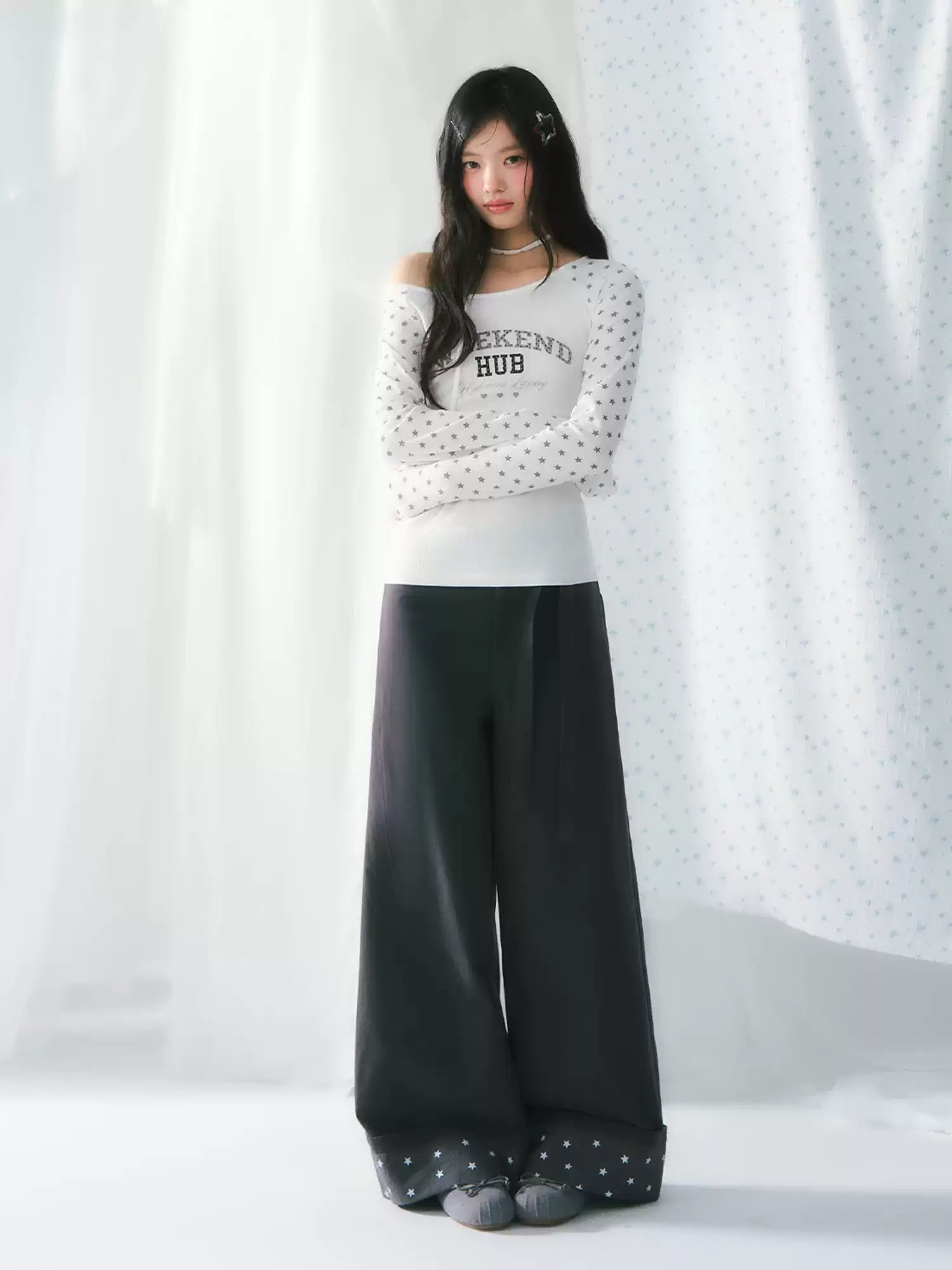 Star print one-shoulder long sleeve top