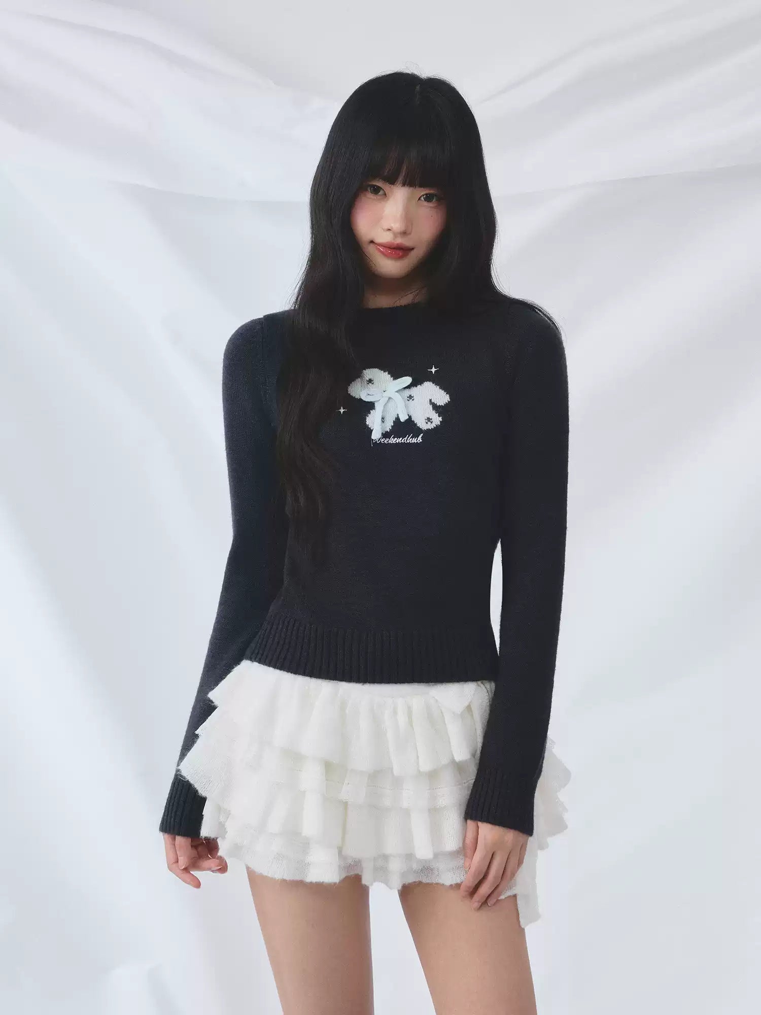 Bow detail horse jacquard knit top in navy blue