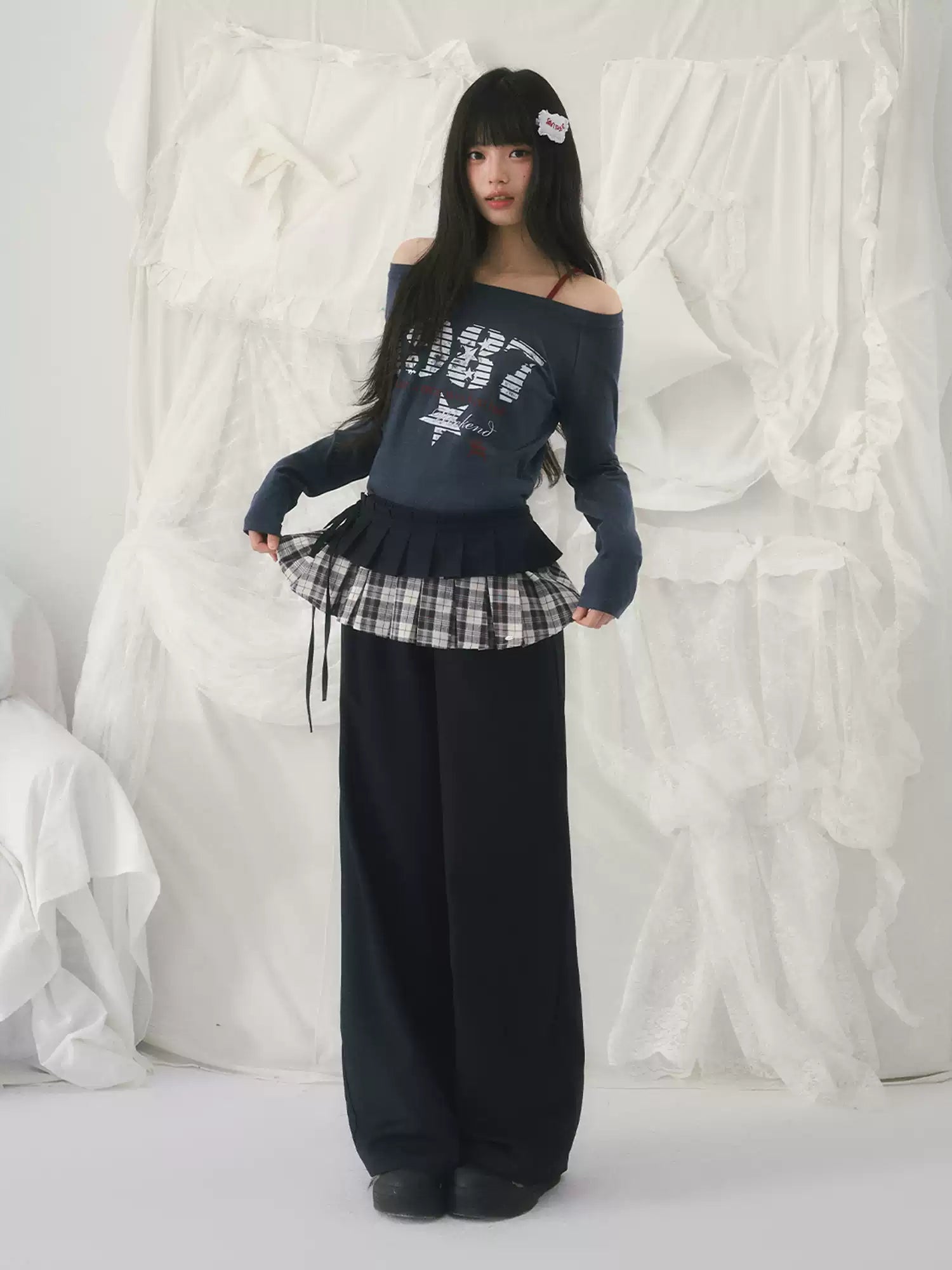 Checked layered straight-leg pants in navy blue