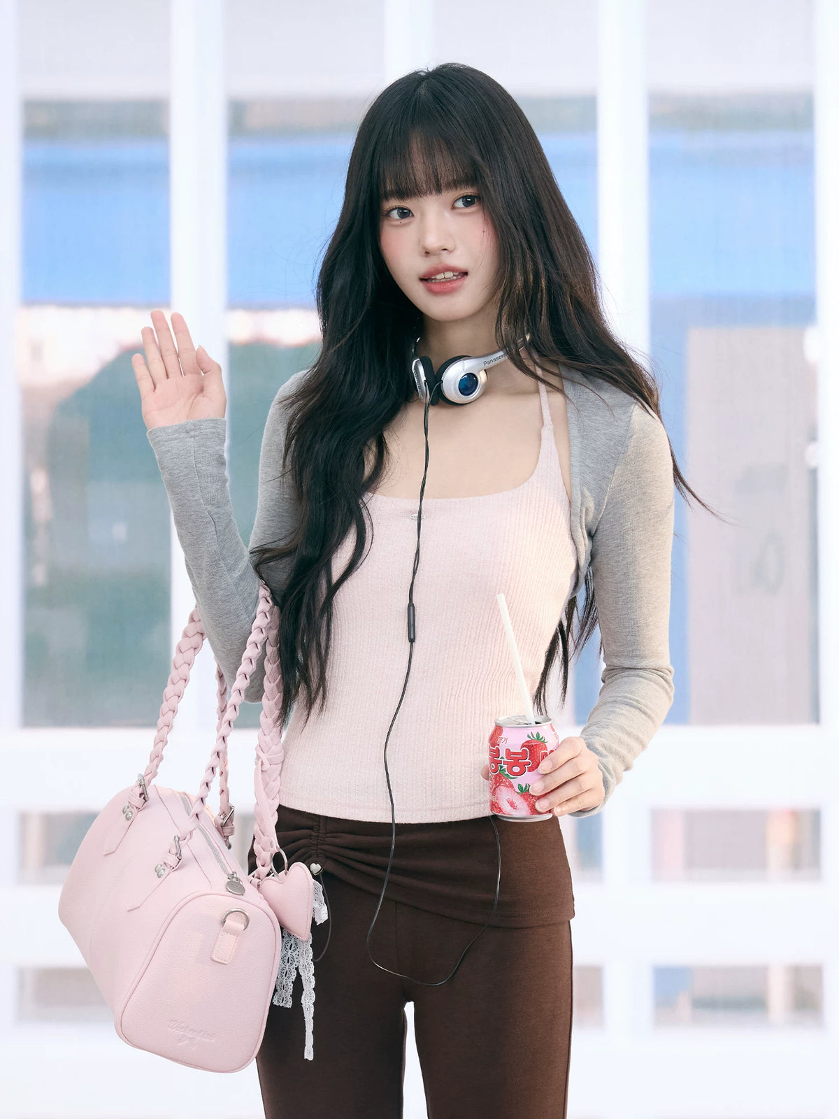 Contrast Suspender Blouse Two-Piece Set