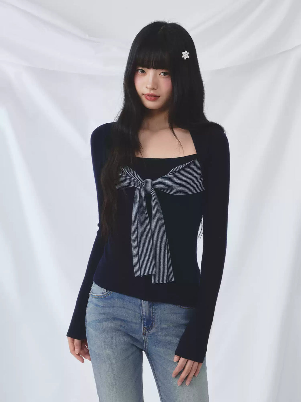 Striped tie-front layered knit elastic top in navy blue