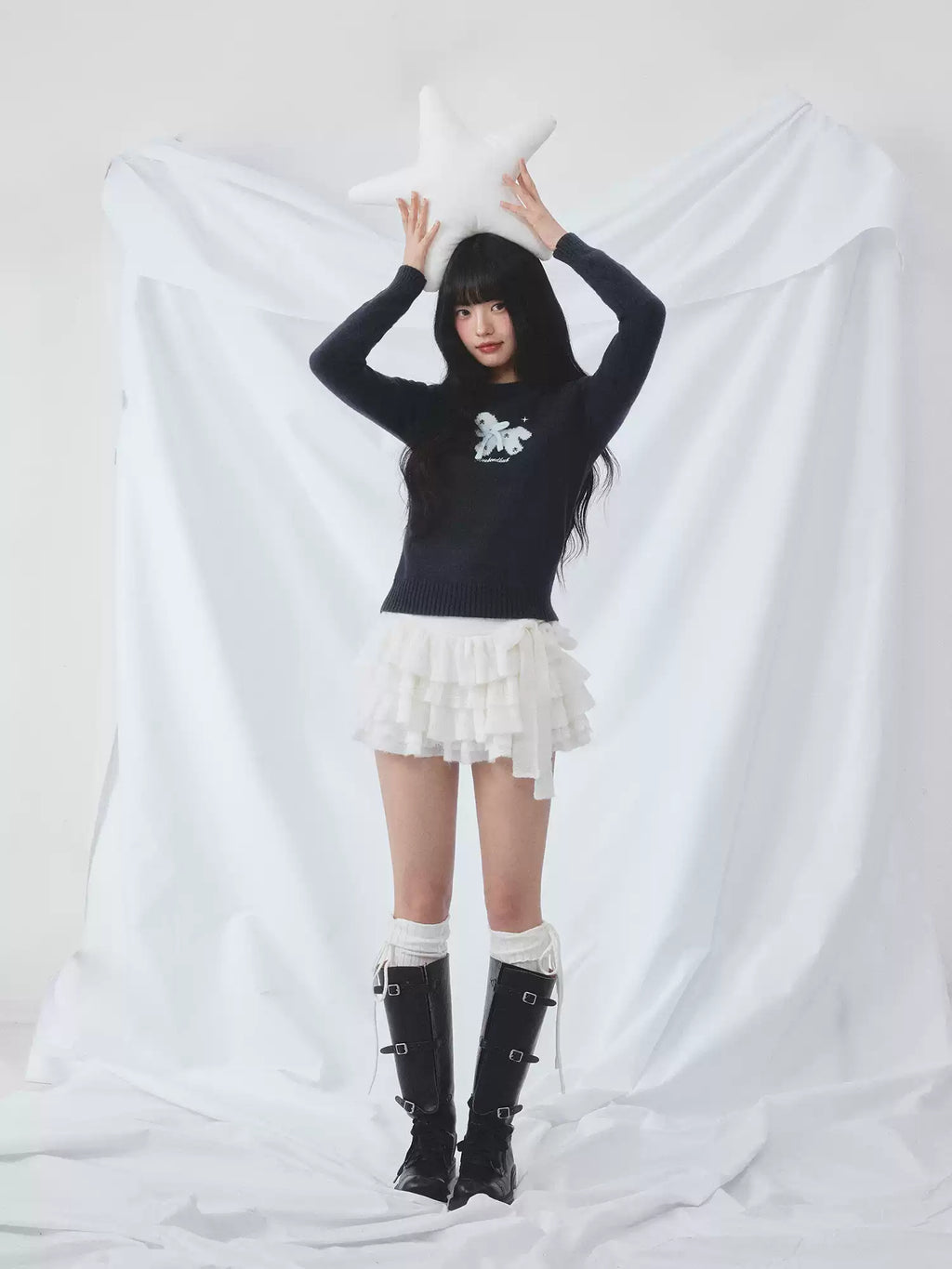 Bow detail horse jacquard knit top in navy blue