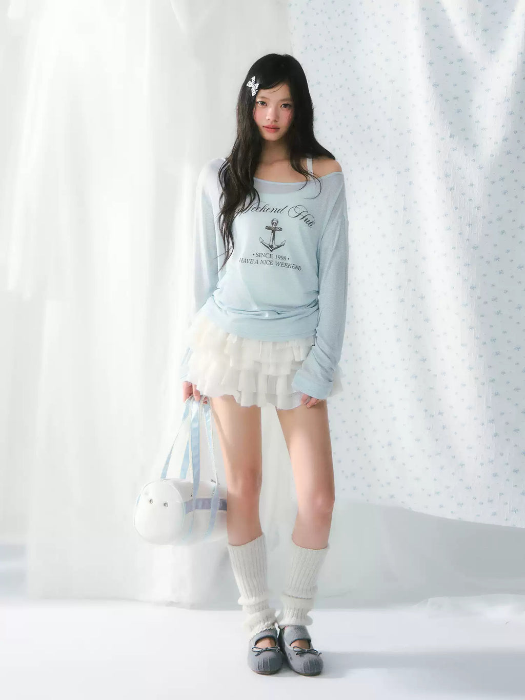 Blue retro print one-shoulder long sleeve top