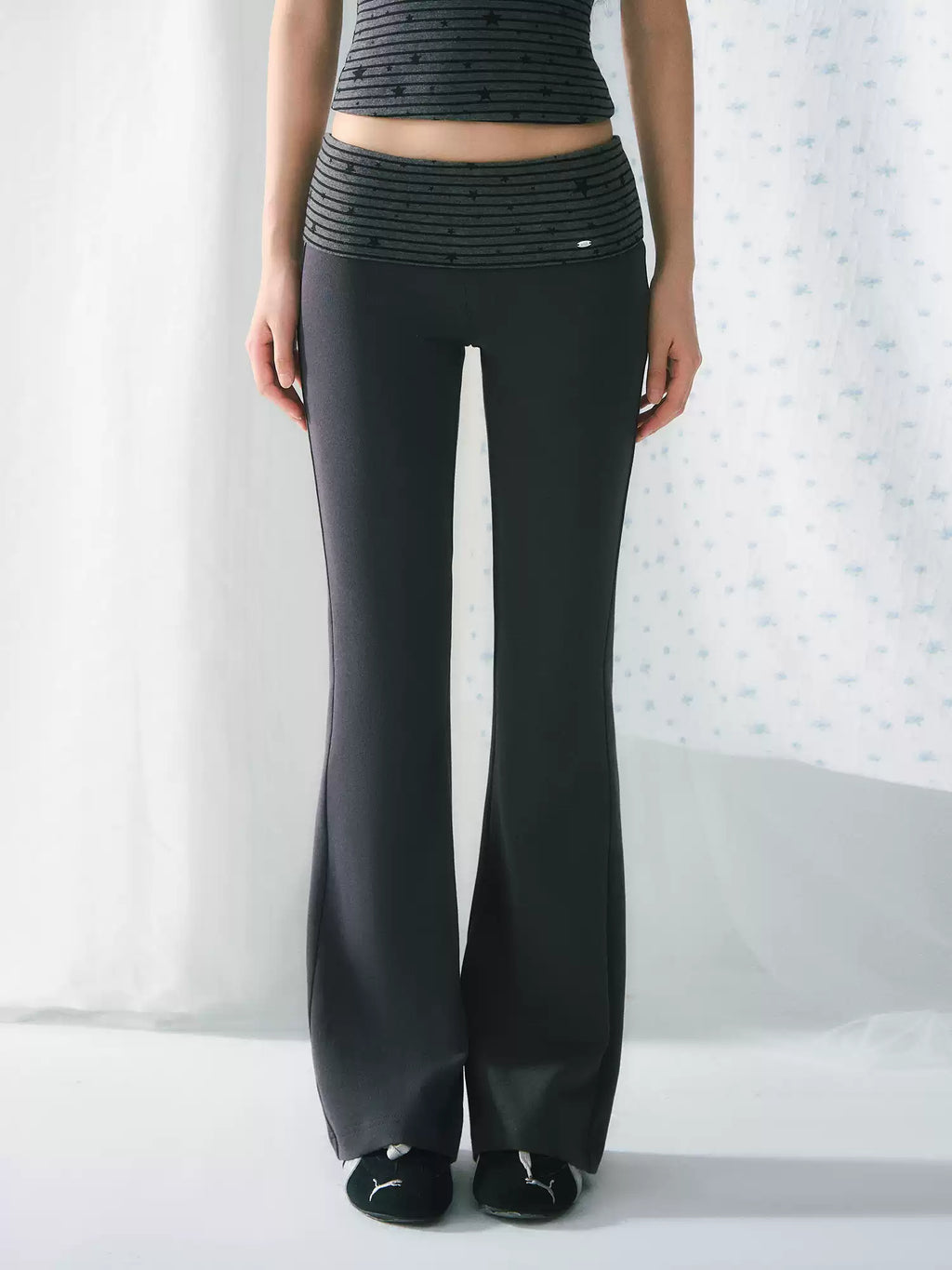 Retro striped waistband flared pants in dark gray