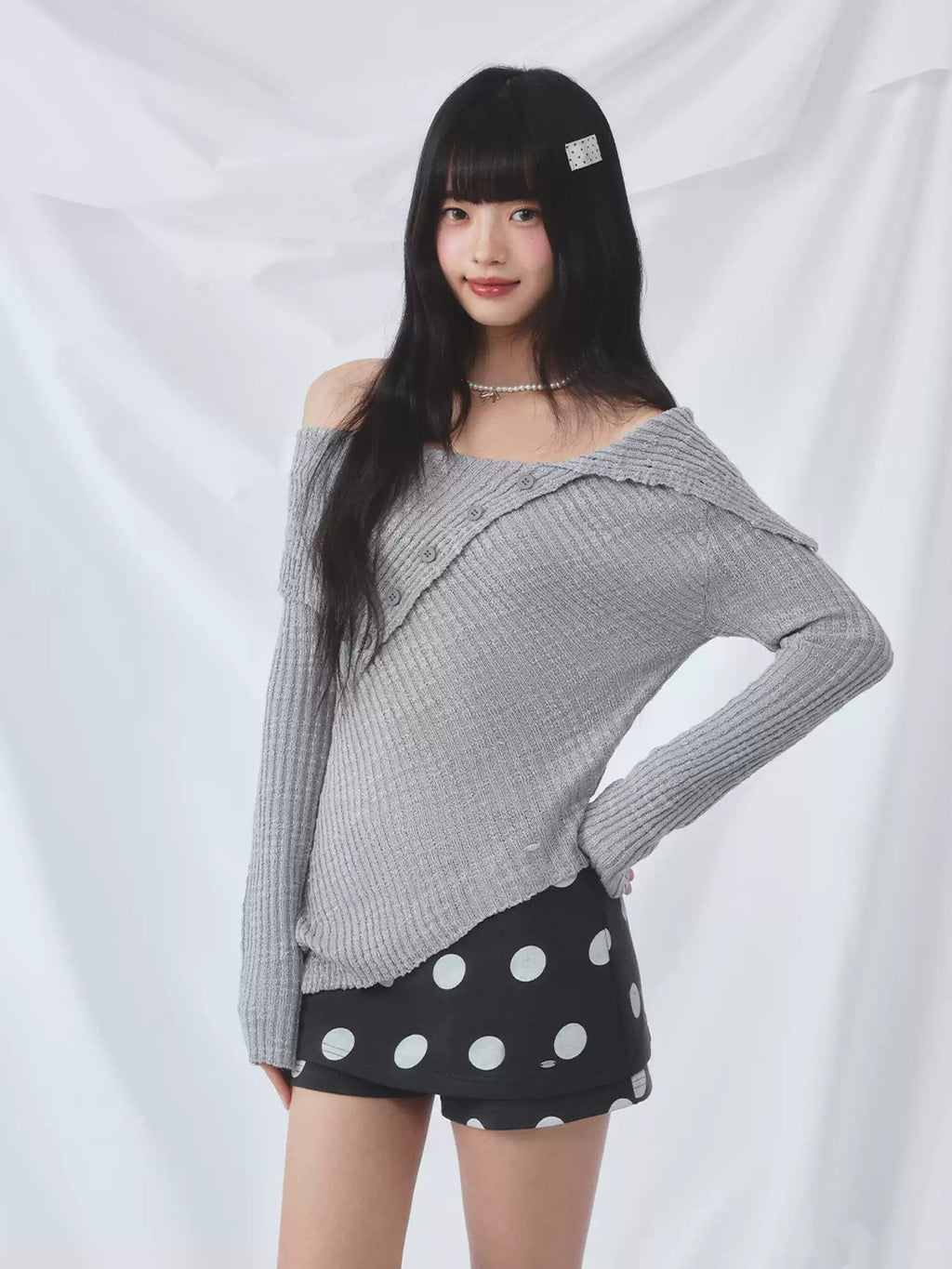Collar off-shoulder asymmetric knit top in gray