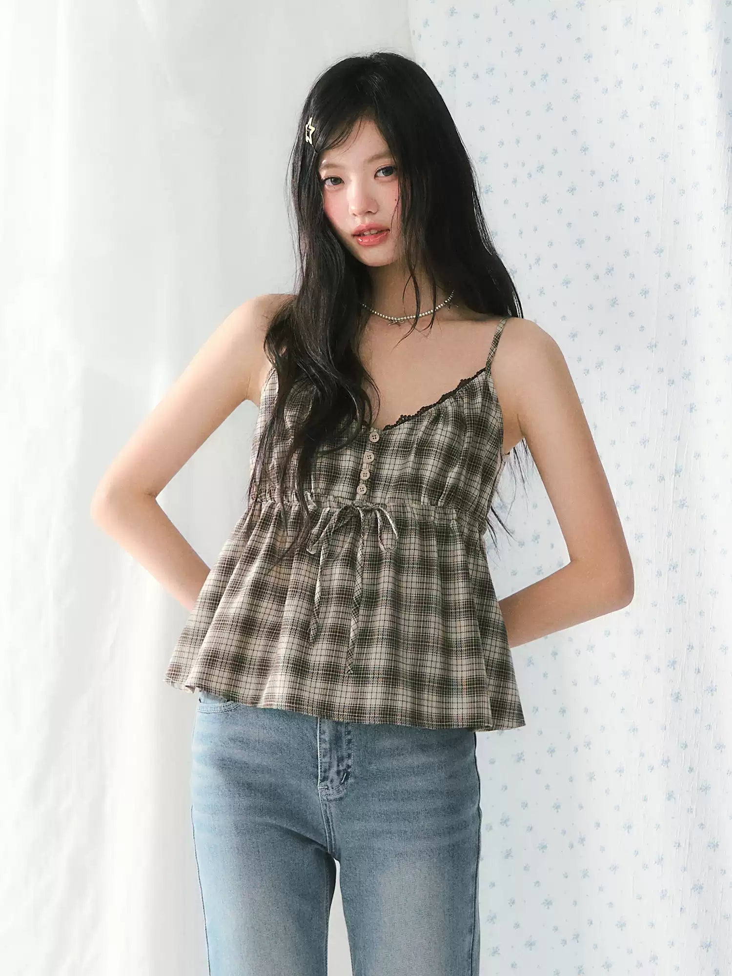 Lace trim plaid camisole checked top