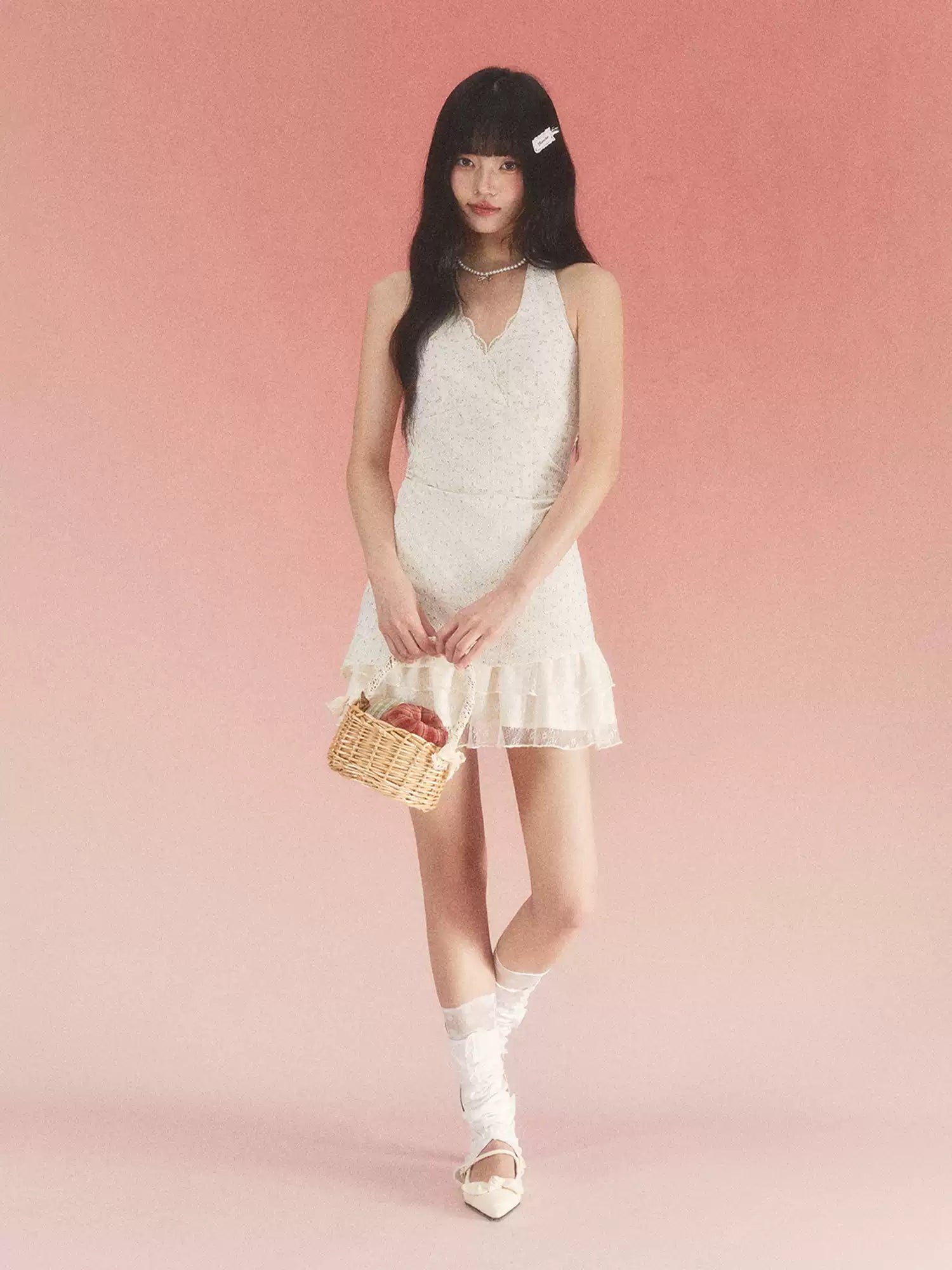 Floral halter neck lace trim dress Weekendhub Floral halter neck lace trim dress Weekendhub